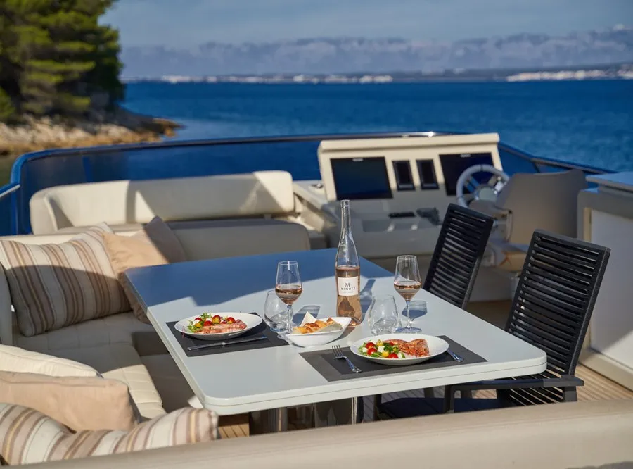 Relax of Croatia, a Azimut 72 Fly yacht at Općina Sukošan, Croatia