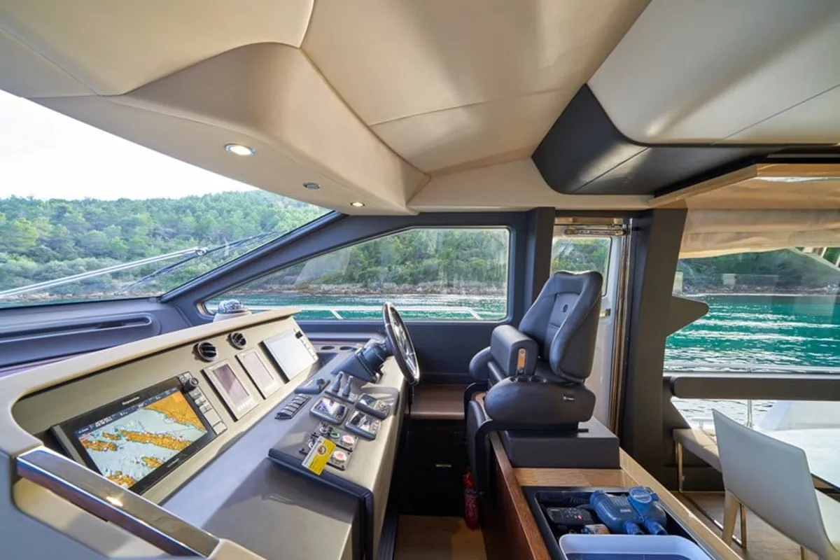 Exterior view of Relax of Croatia, a Azimut 72 Fly yacht at Općina Sukošan, Croatia