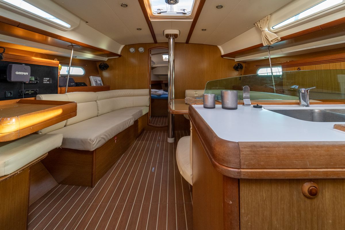 Salon of Mesogeios, a Jeanneau Sun Odyssey 42 i sailboat at Kavala, Greece