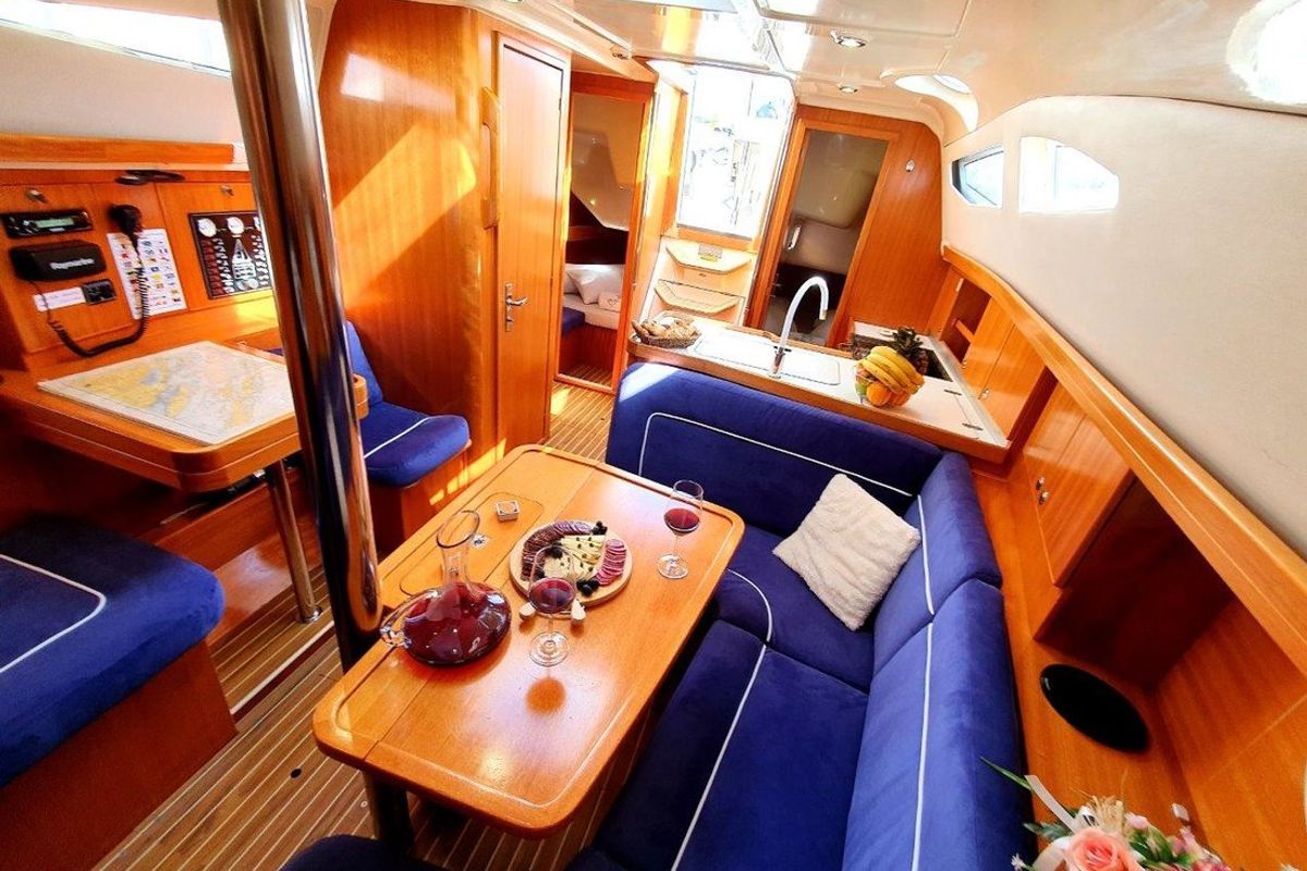 Salon of Vita I, a Elan 344 Impression sailboat at Jezera, Croatia