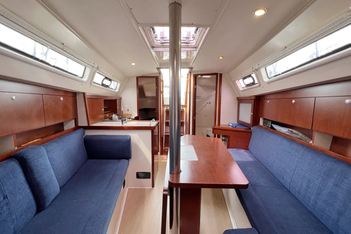 Salon of Blomquist, a Hanse Yachts Hanse 320 sailboat at Heiligenhafen, Germany