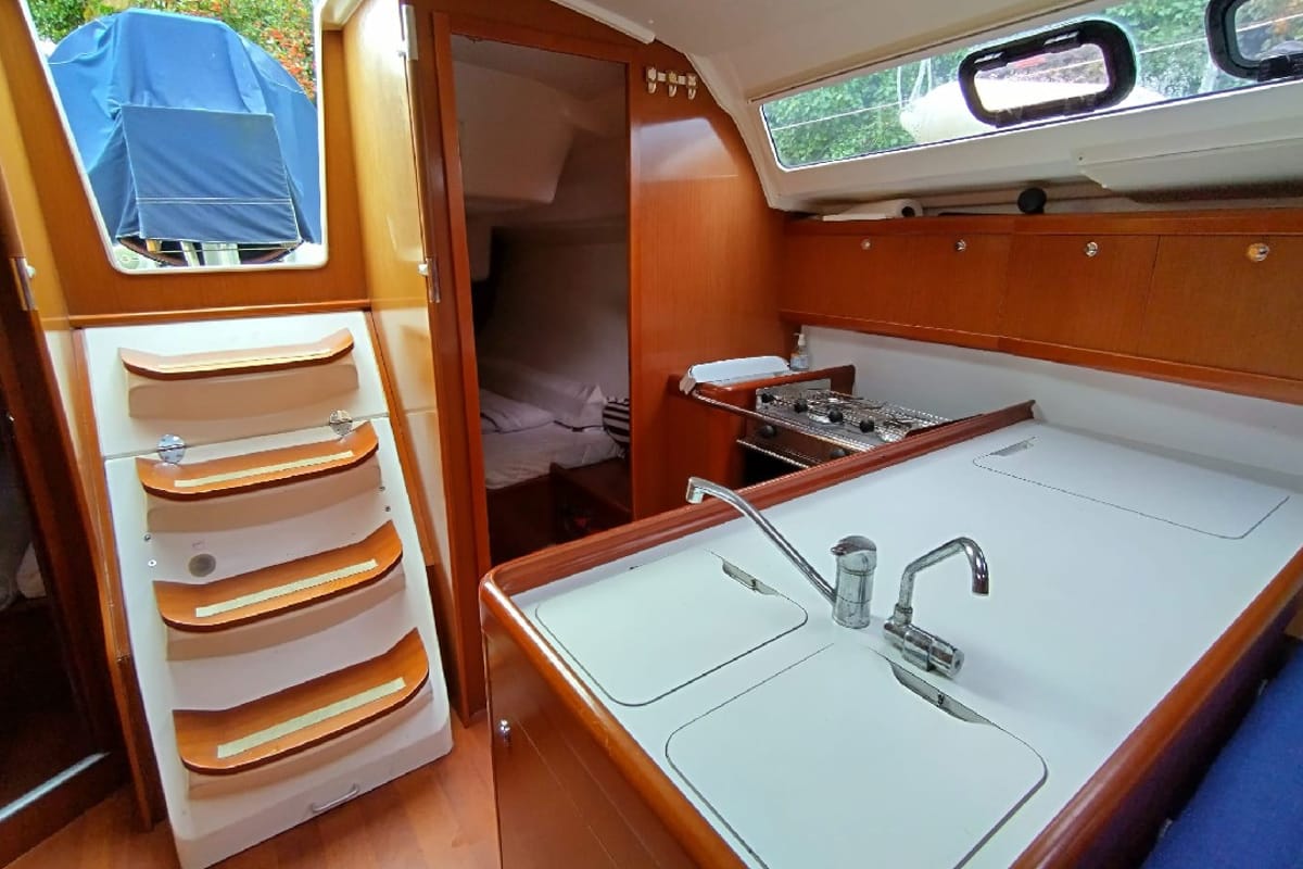 Galley of Bandiagara, a Beneteau Oceanis 37 sailboat at Saint-Cast-le-Guildo, France