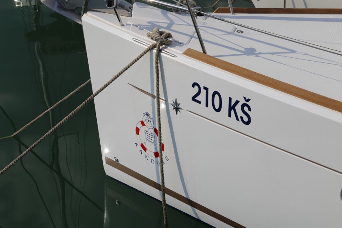 Exterior view of Kandur II , a Jeanneau Sun Odyssey 419 sailboat at Grad Kaštela, Croatia