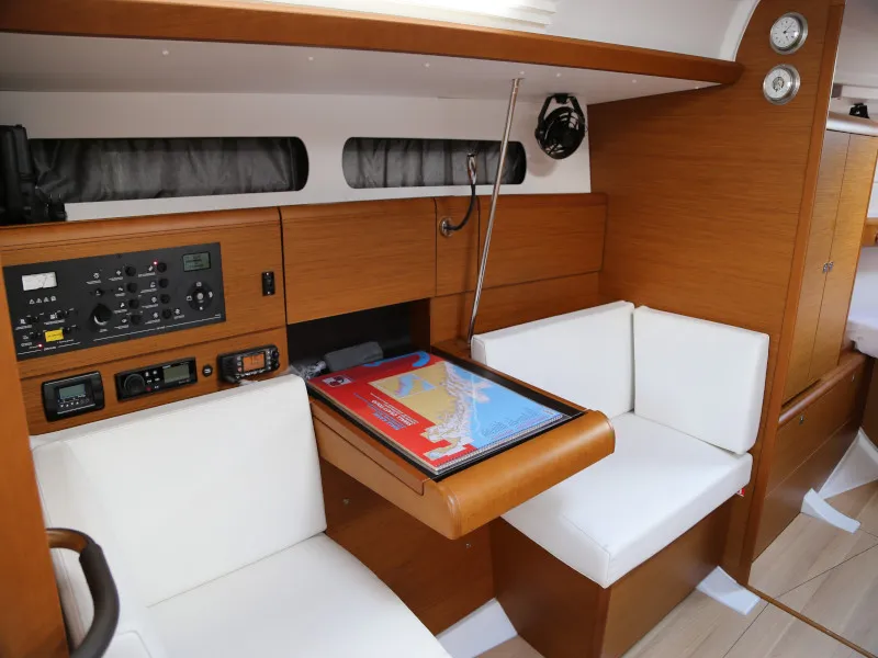 Salon of Kandur II , a Jeanneau Sun Odyssey 419 sailboat at Grad Kaštela, Croatia
