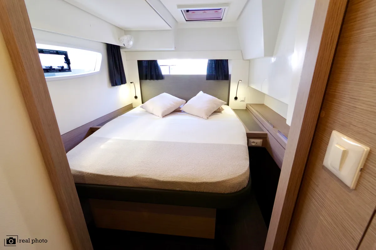 Cabin on Orsa 3, a Fountaine Pajot Saona 47 catamaran at Cannigione, Italy