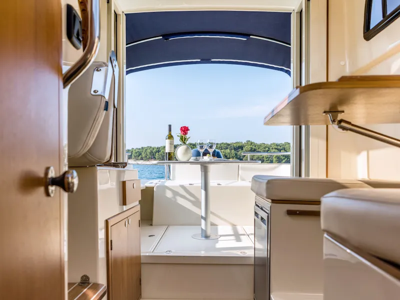 Salon of H2, a Leidi 660 motorboat at Grad Pula, Croatia