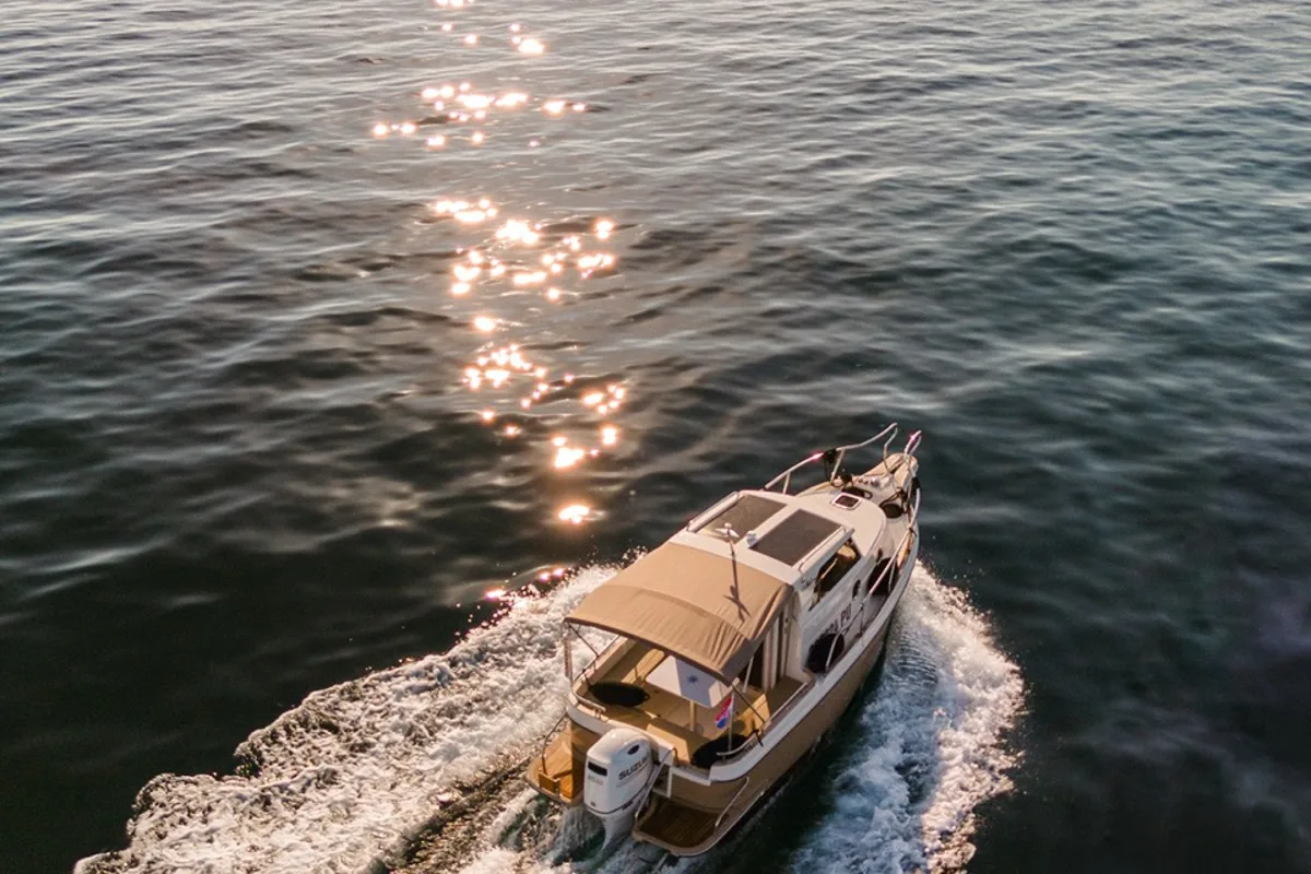 Exterior view of H2, a Leidi 660 motorboat at Grad Pula, Croatia