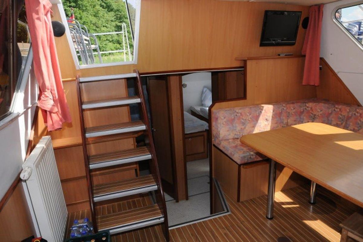 Salon of Aphrodite, a Gulet Tarpon 42 TP motorboat at Lübz, Germany