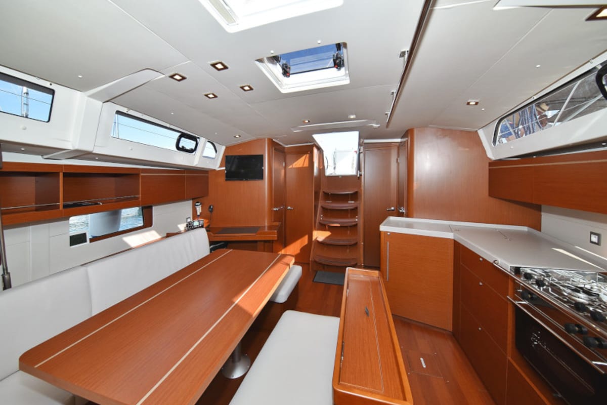 Salon of Antonela M, a Beneteau Oceanis 46.1 sailboat at Zadar, Croatia