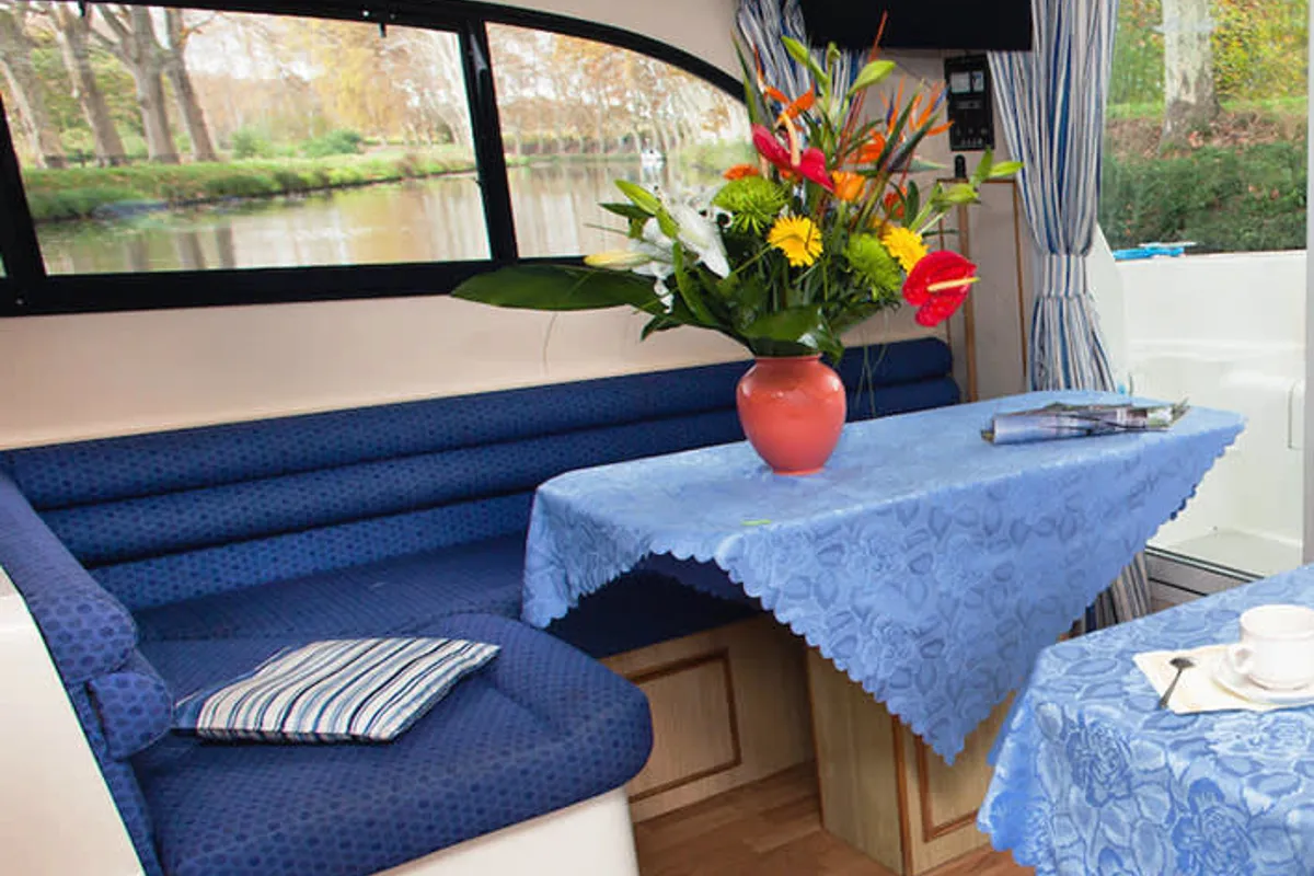 Salon of Elegance - Comfort 22, a Cygnet Elegance motorboat at Decize, France