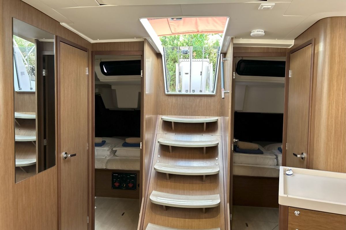 Salon of Bumblebee, a Beneteau Oceanis 46.1 sailboat at Split, Croatia