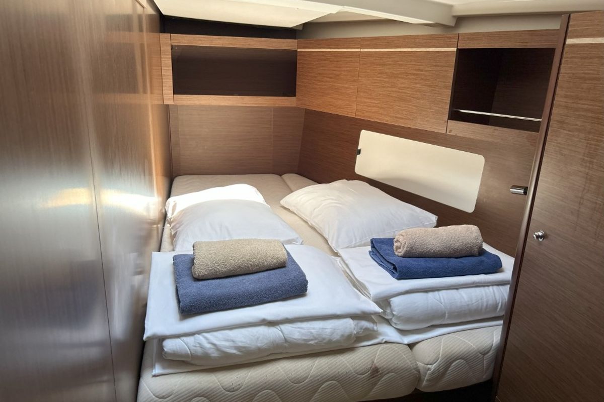 Cabin on Bumblebee, a Beneteau Oceanis 46.1 sailboat at Split, Croatia
