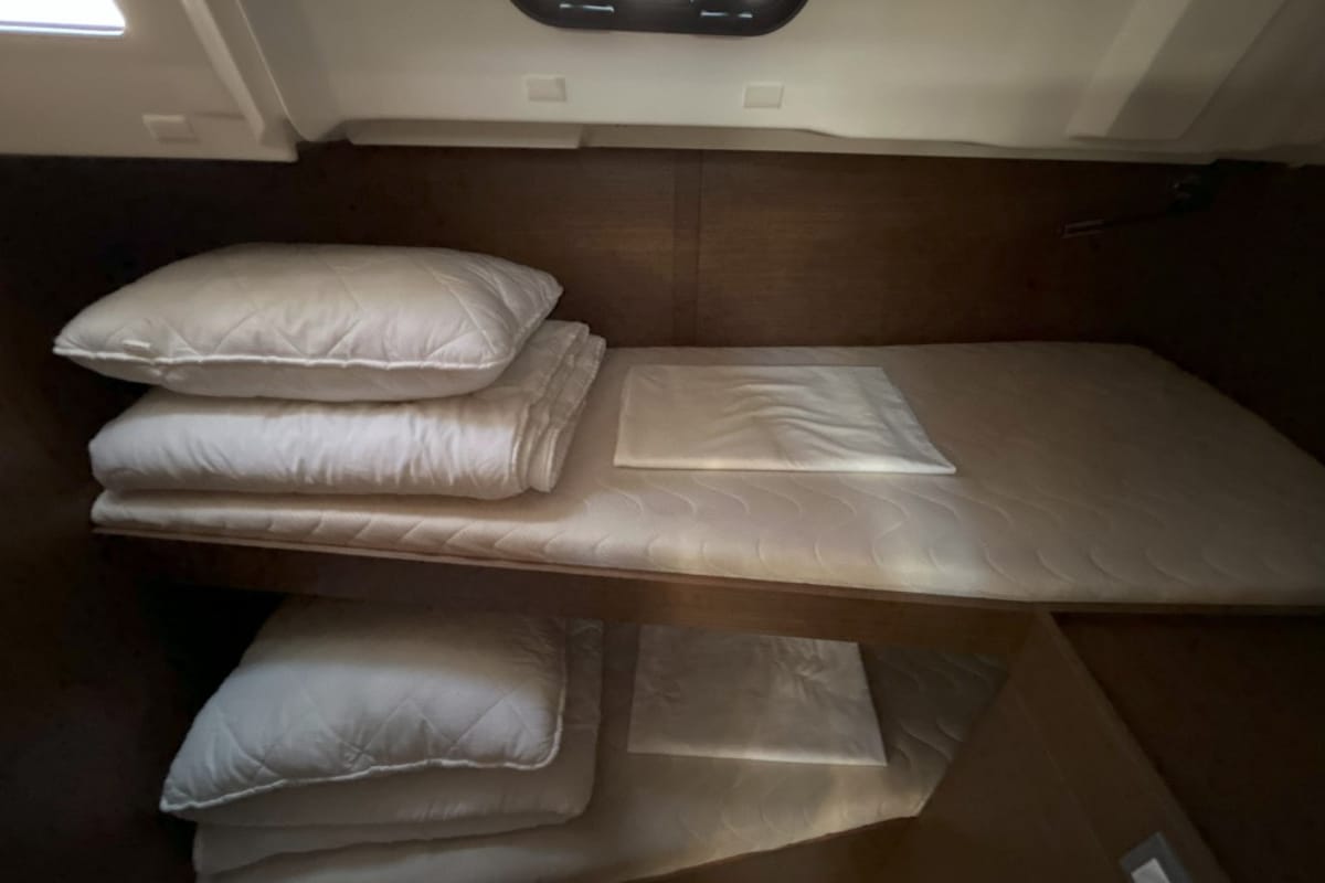 Cabin on Bumblebee, a Beneteau Oceanis 46.1 sailboat at Split, Croatia