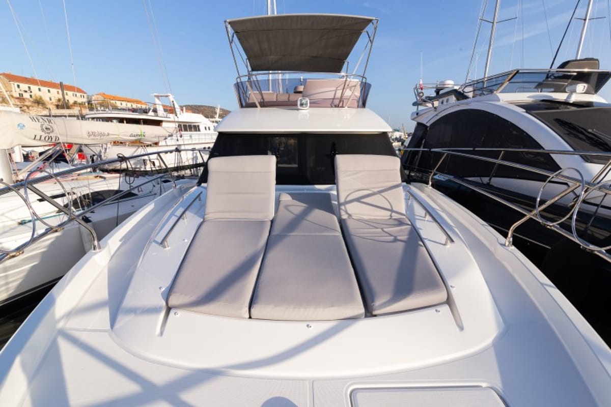 Deck of Brigadoon, a Jeanneau Prestige 420 Fly yacht at Grad Šibenik, Croatia