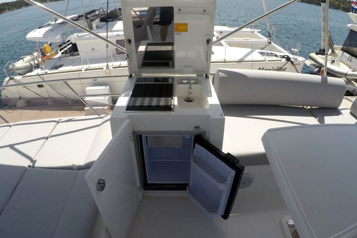 Deck of Brigadoon, a Jeanneau Prestige 420 Fly yacht at Grad Šibenik, Croatia