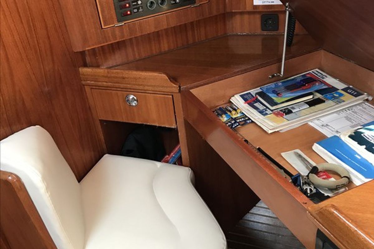 Salon of Classic, a Elan 45 sailboat at Municipal Unit of Ellomenos, Greece