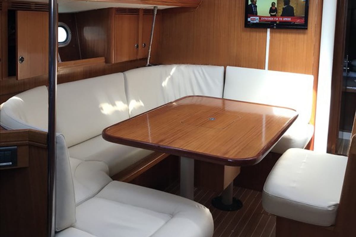 Salon of Classic, a Elan 45 sailboat at Municipal Unit of Ellomenos, Greece