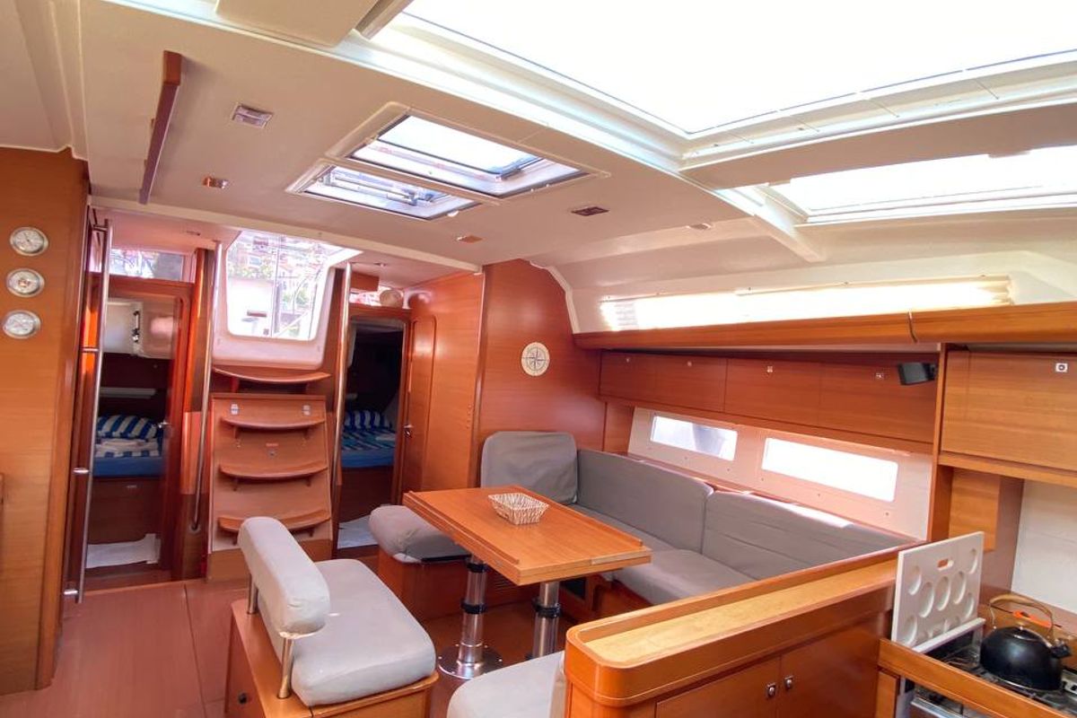 Salon of Maestro S, a Dufour 500 Grand Large sailboat at Fethiye, Turkey