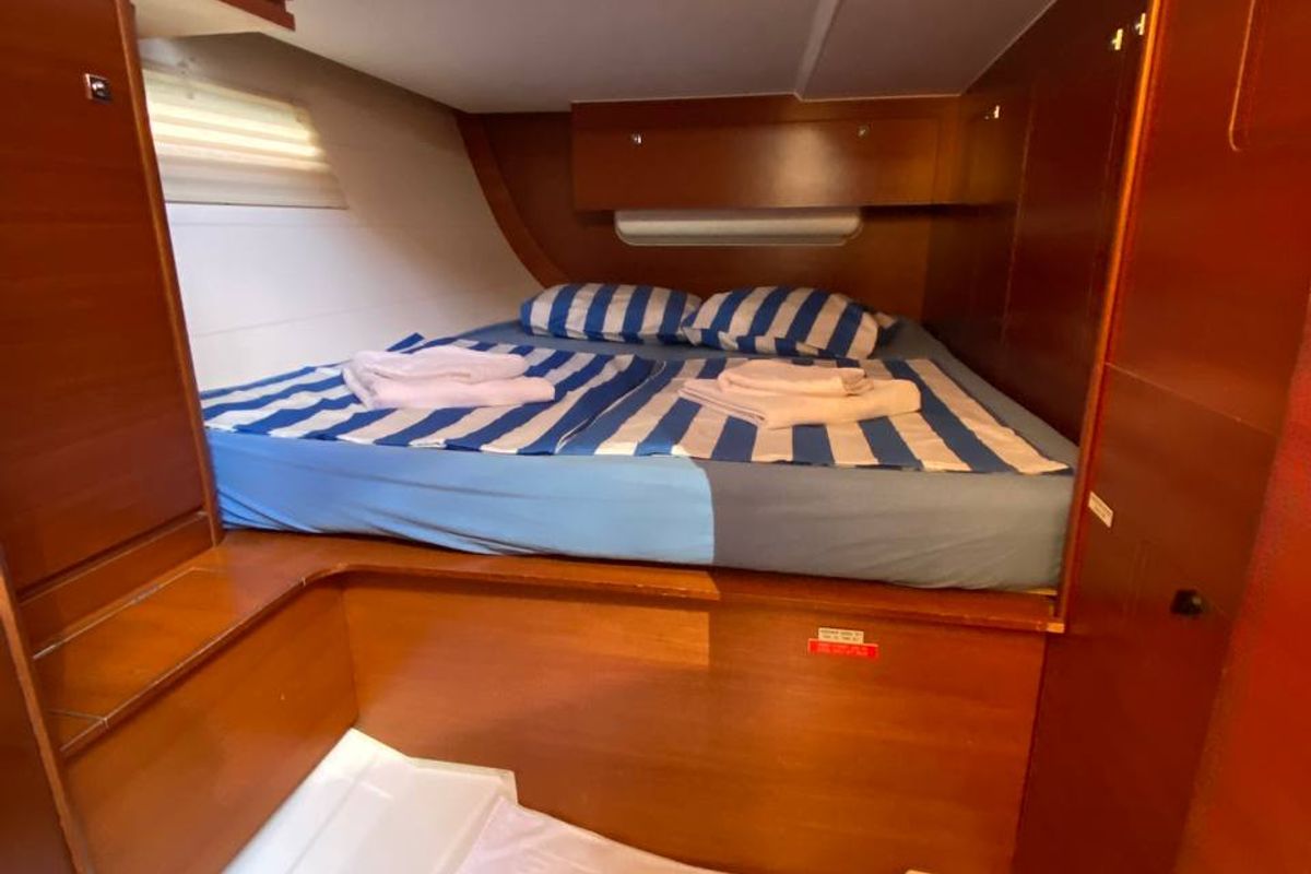 Cabin on Maestro S, a Dufour 500 Grand Large sailboat at Fethiye, Turkey