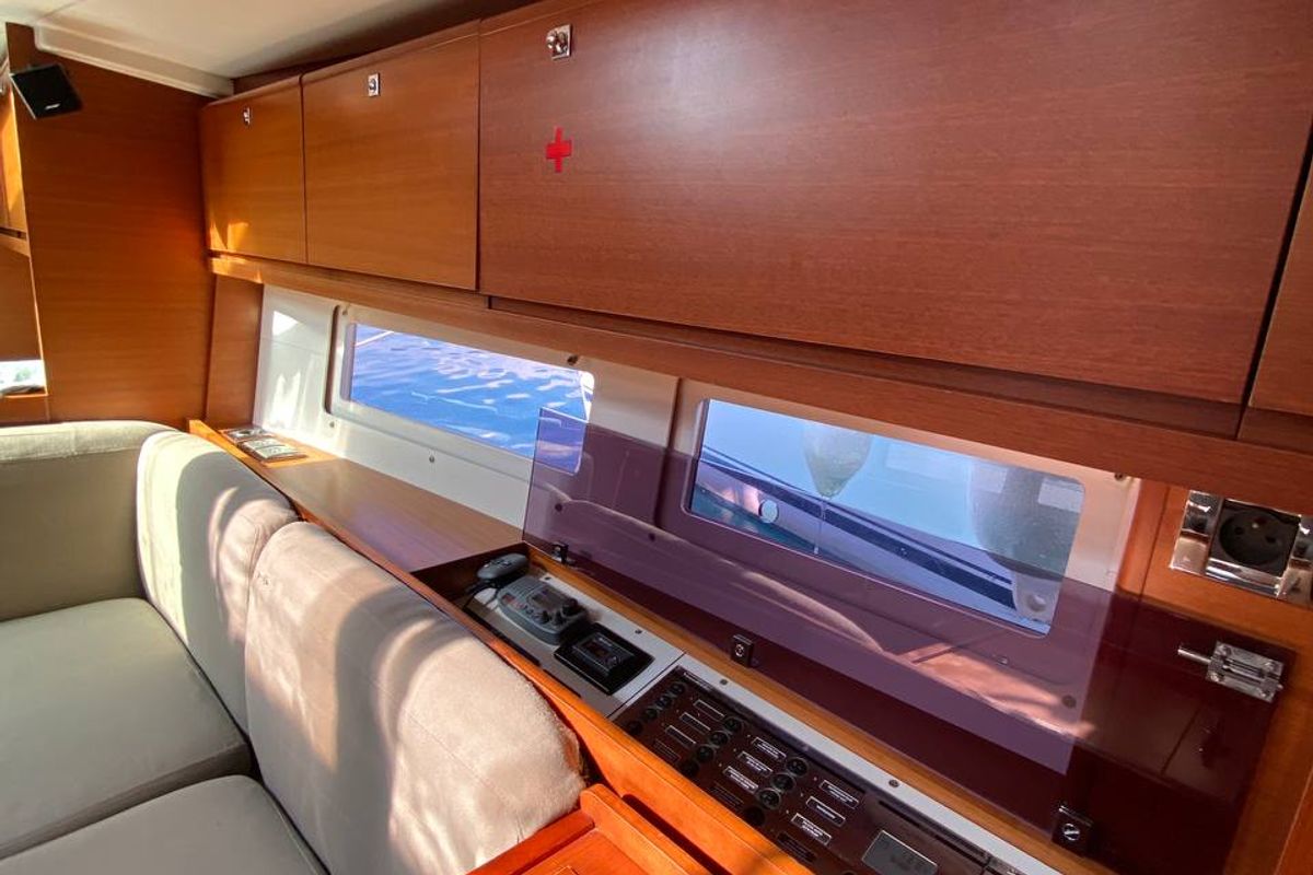 Salon of Maestro S, a Dufour 500 Grand Large sailboat at Fethiye, Turkey