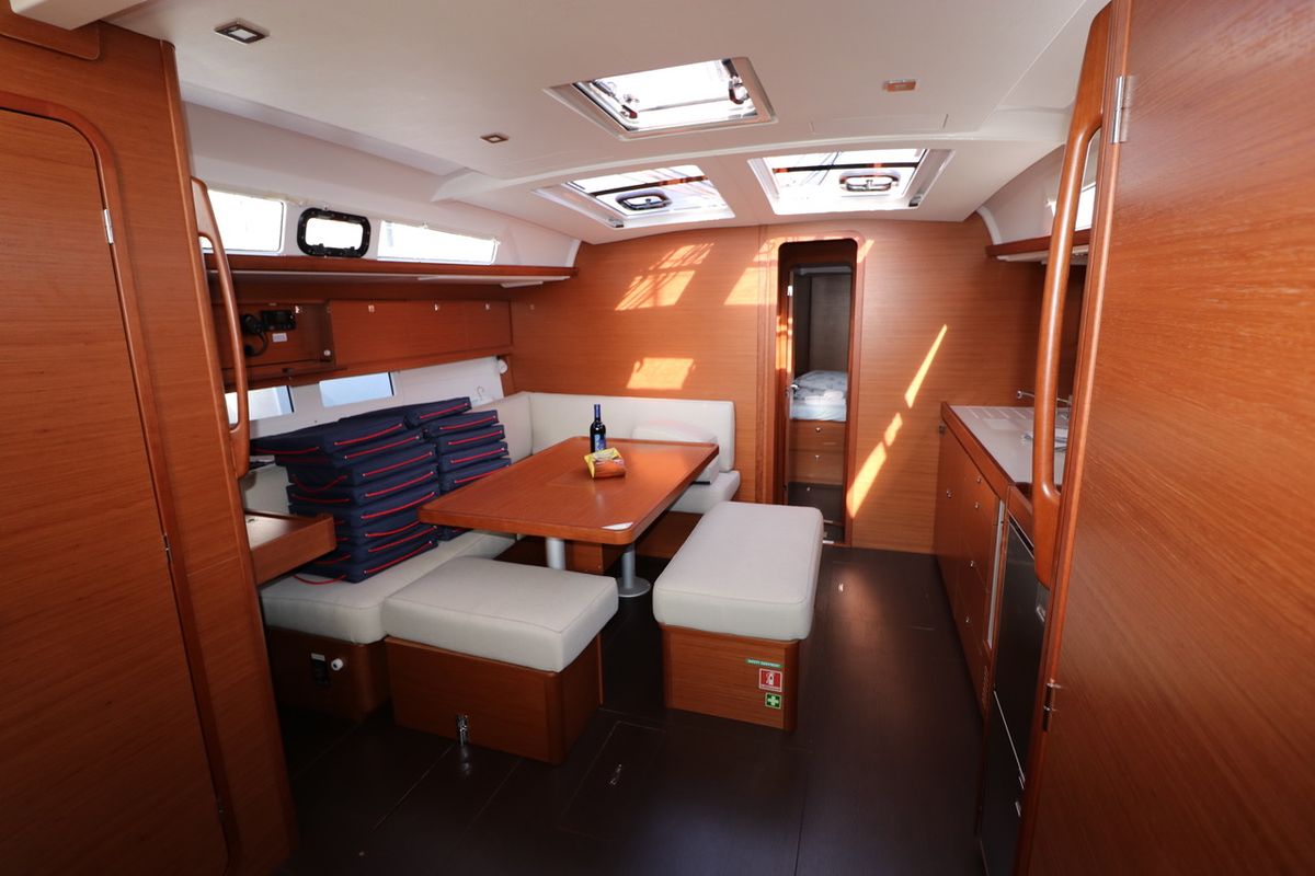 Salon of Esra, a Dufour 460 GL sailboat at Grad Kaštela, Croatia