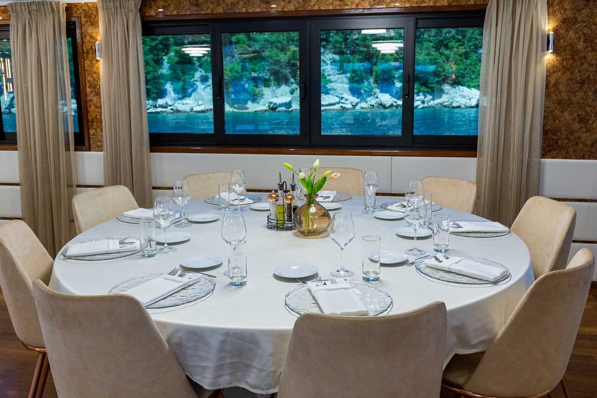 Salon of MS Avantura, a Gulet Motoryacht yacht at Split, Croatia
