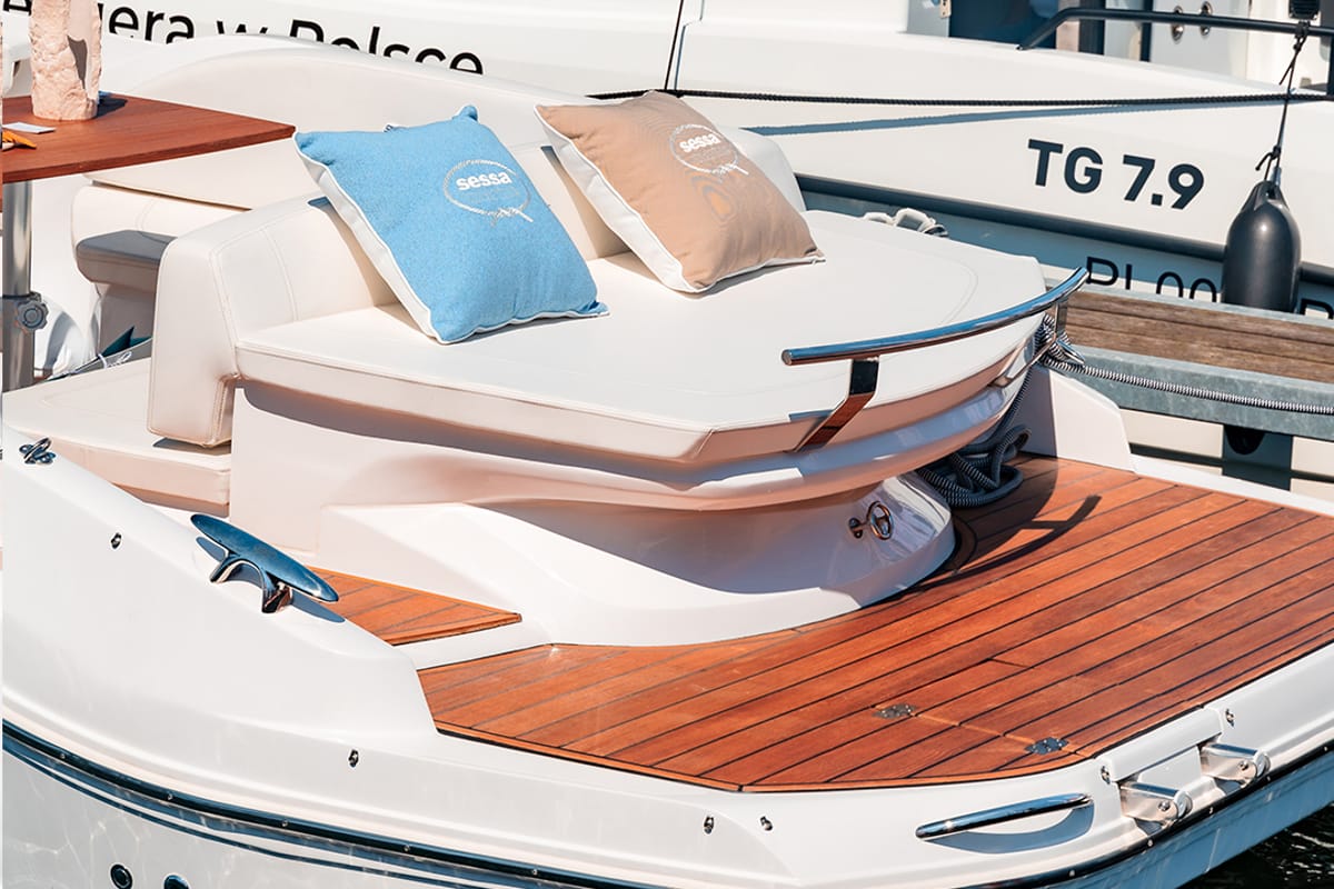 Deck of Capricorn, a Sessa Marine Sessa Key Largo 27 motorboat at Općina Sukošan, Croatia