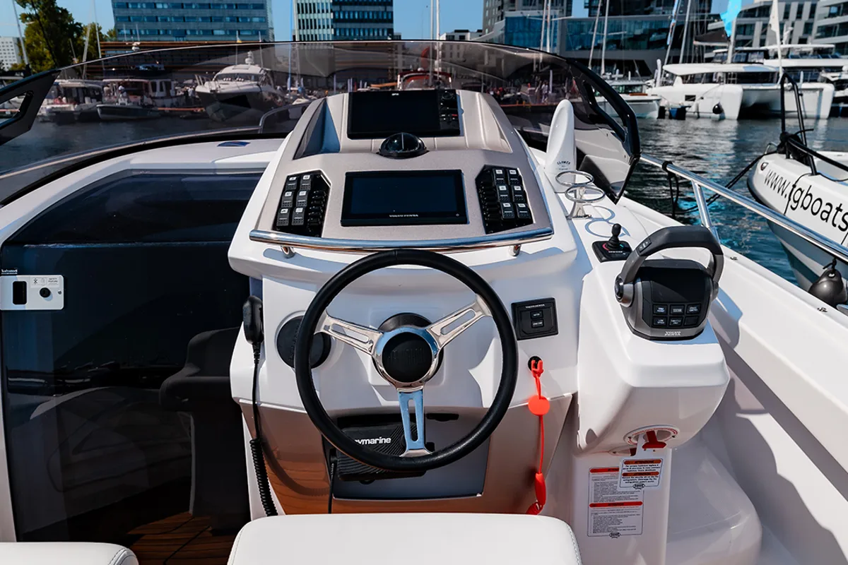 Cockpit of Capricorn, a Sessa Marine Sessa Key Largo 27 motorboat at Općina Sukošan, Croatia