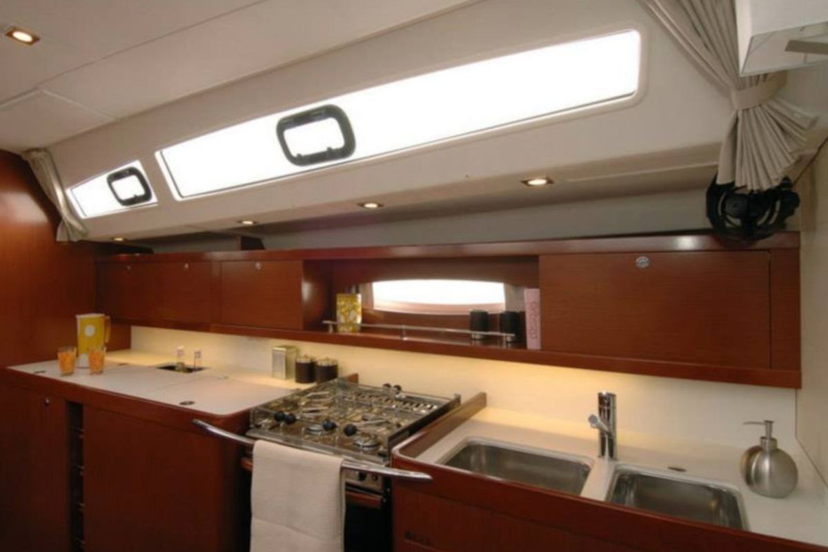 Galley of Flying Colours, a Beneteau Oceanis 50 Family sailboat at Općina Sukošan, Croatia