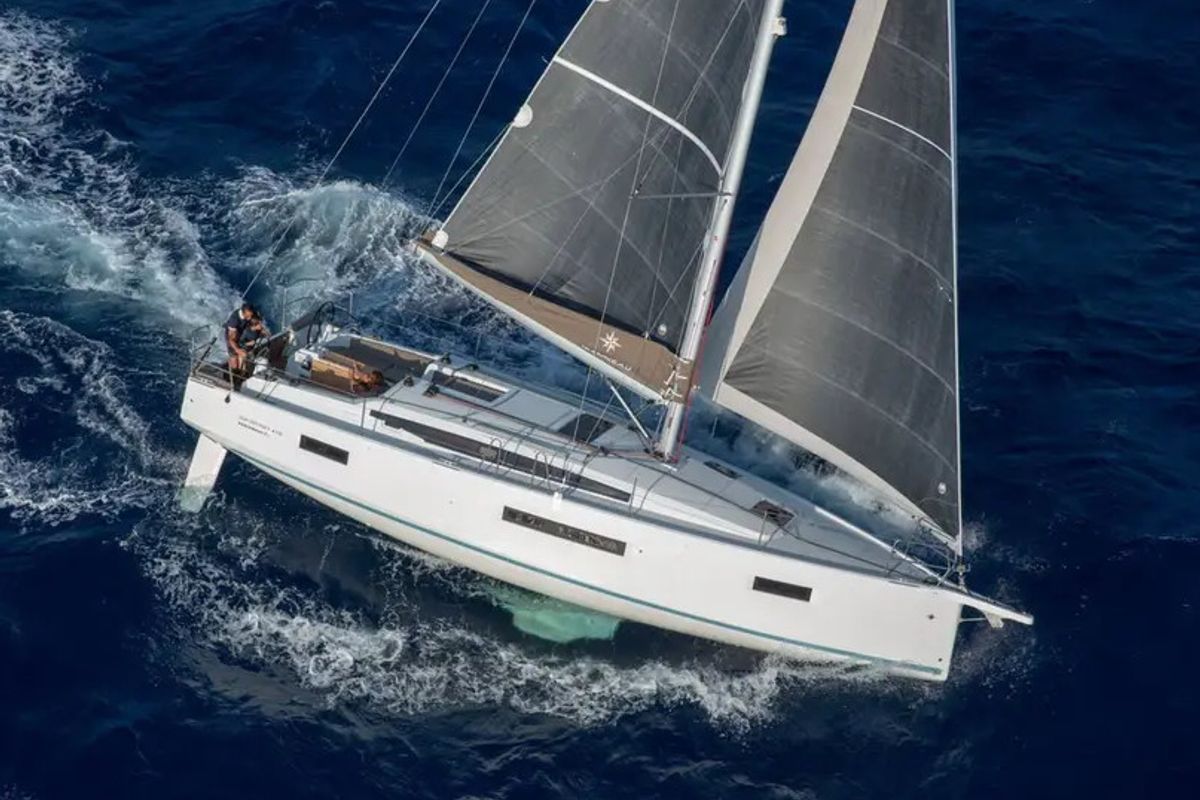 Exterior view of JIMMY, a Jeanneau Sun Odyssey 410 sailboat at La Favière, France