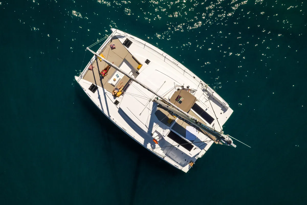 Exterior view of Zéphire II, a Bali 4.2 catamaran at Saint-Mandrier-sur-Mer, France
