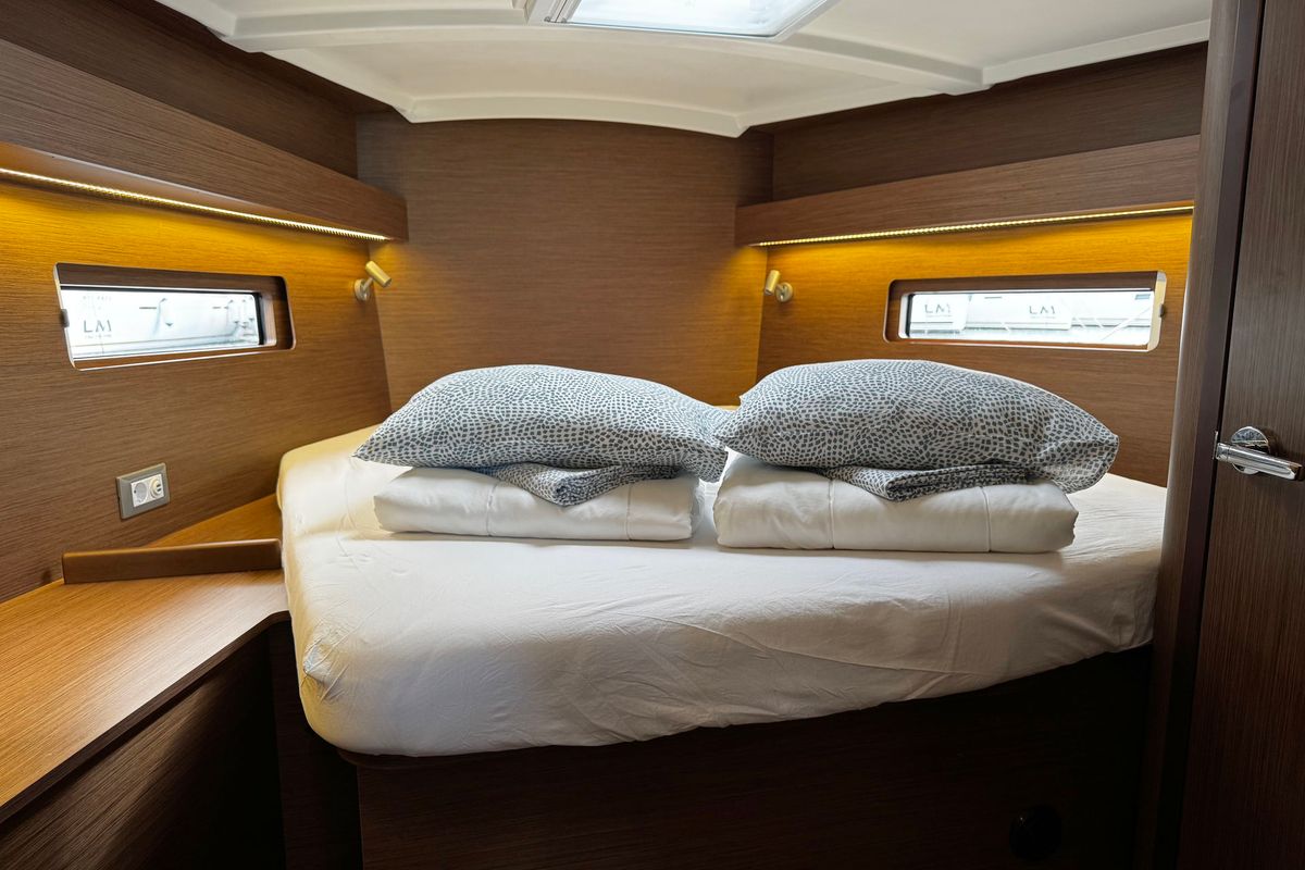 Cabin on Magic, a Beneteau Oceanis 40.1 sailboat at Grad Biograd na Moru, Croatia