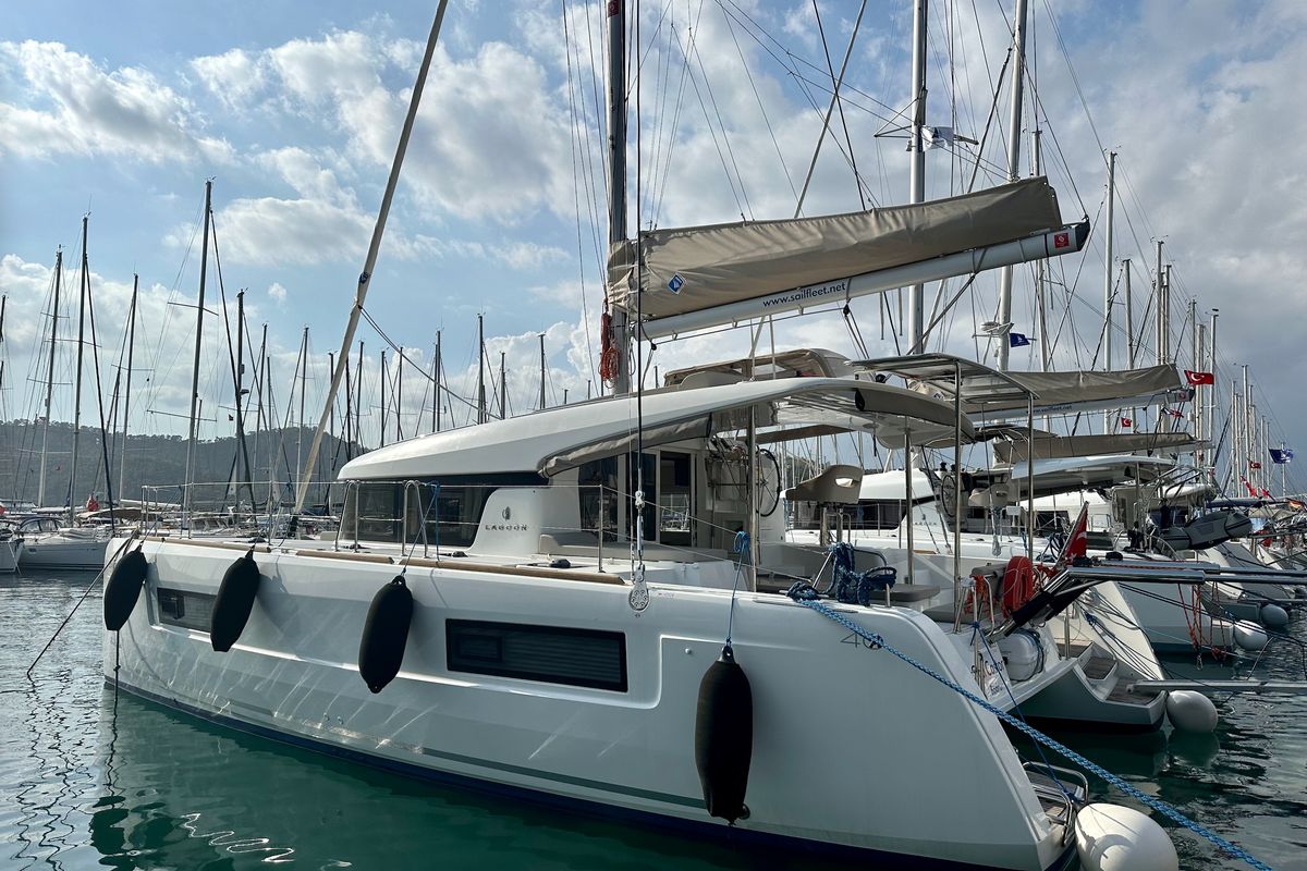 Exterior view of Sail Castor, a Lagoon 40 catamaran at Fethiye, Turkey
