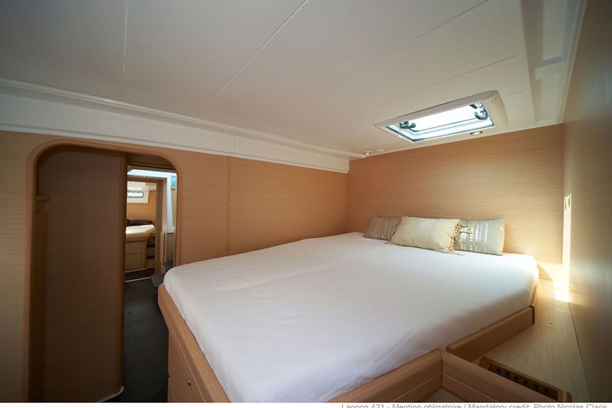 Cabin on Paluko, a Lagoon 421 catamaran at Bodrum, Turkey