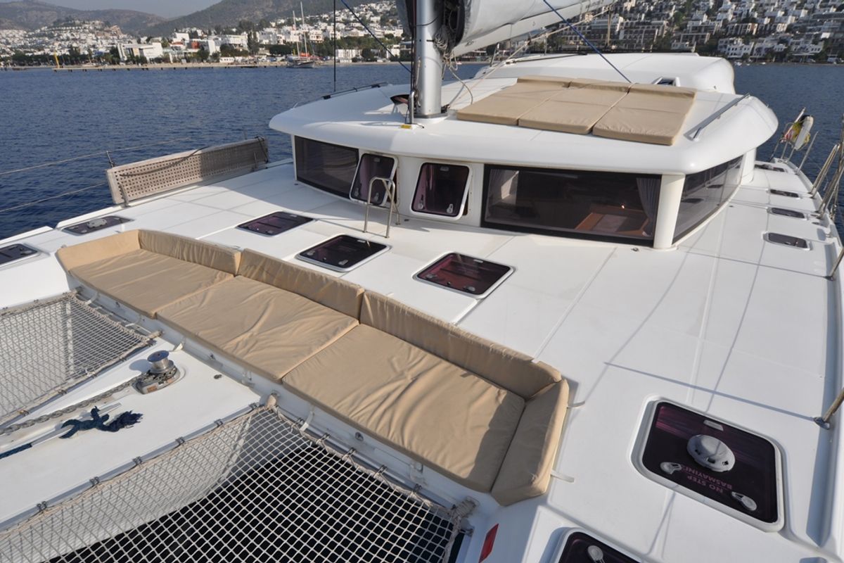 Deck of Paluko, a Lagoon 421 catamaran at Bodrum, Turkey