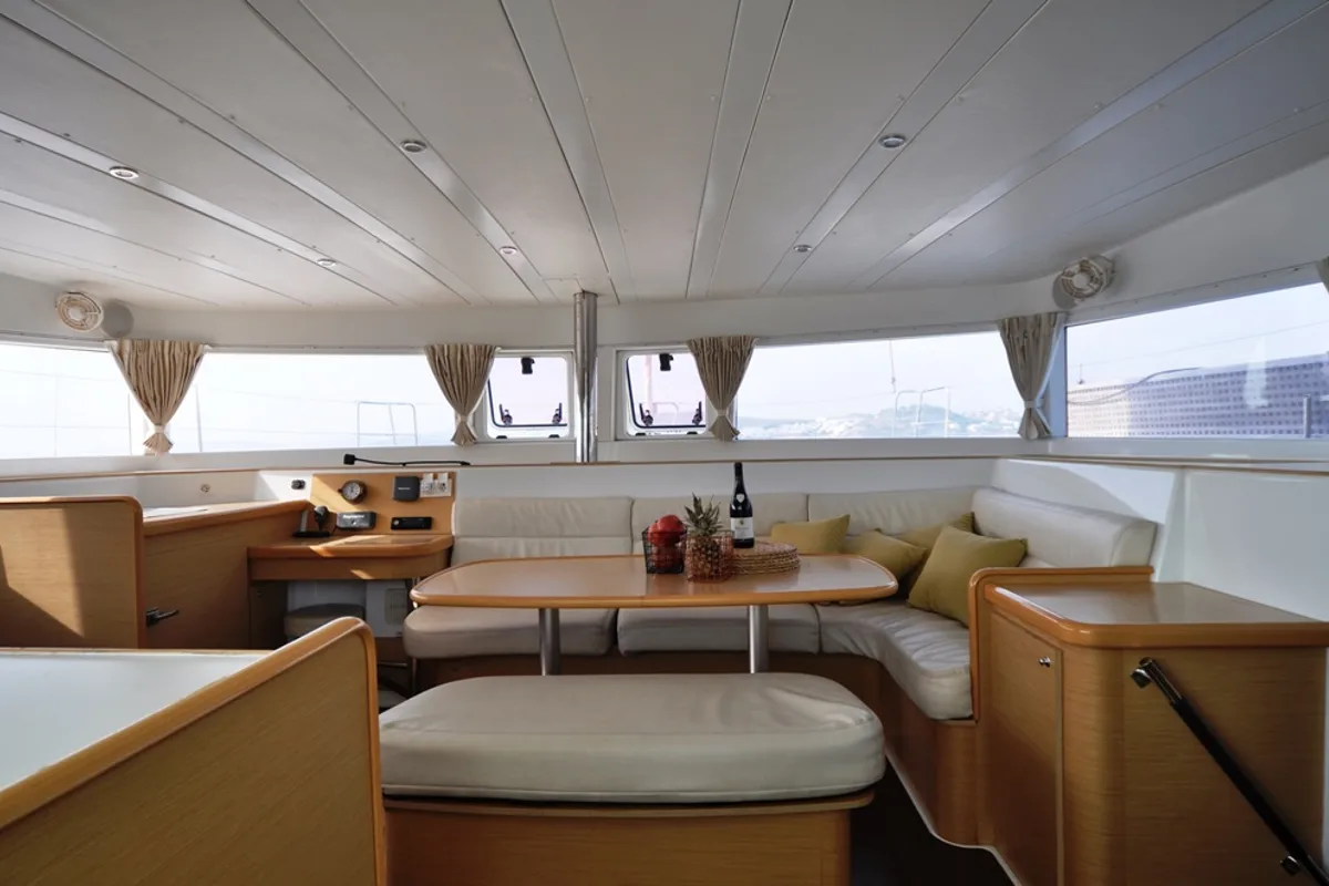 Salon of Paluko, a Lagoon 421 catamaran at Bodrum, Turkey