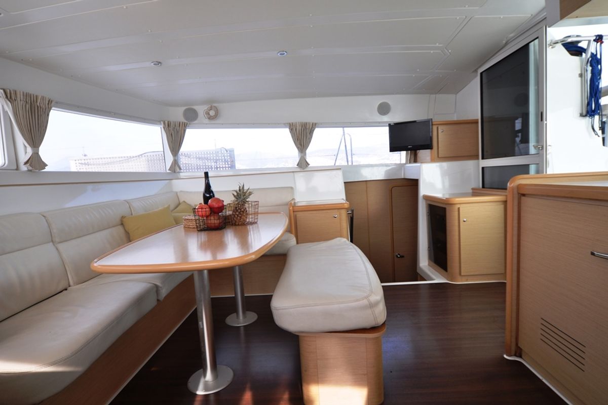 Salon of Paluko, a Lagoon 421 catamaran at Bodrum, Turkey