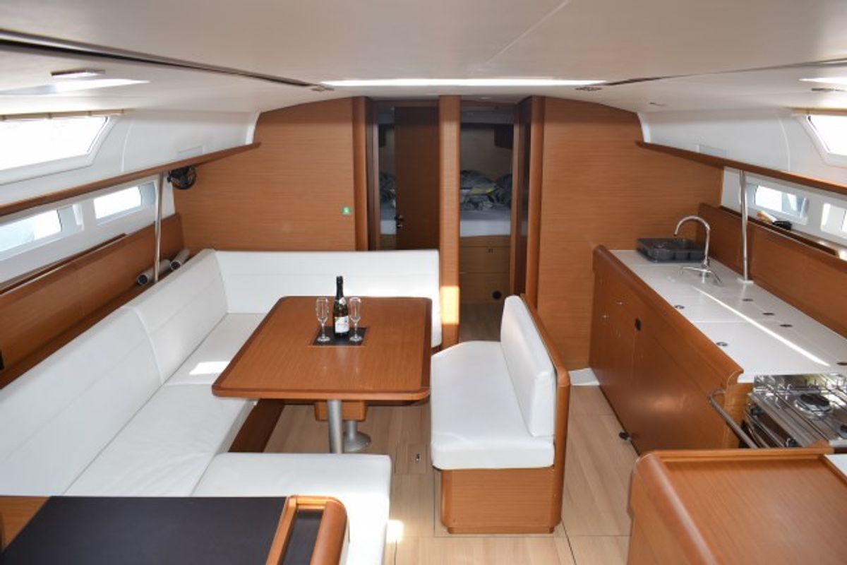 Salon of 4Fun, a Jeanneau Sun Odyssey 519 sailboat at Grad Kaštela, Croatia