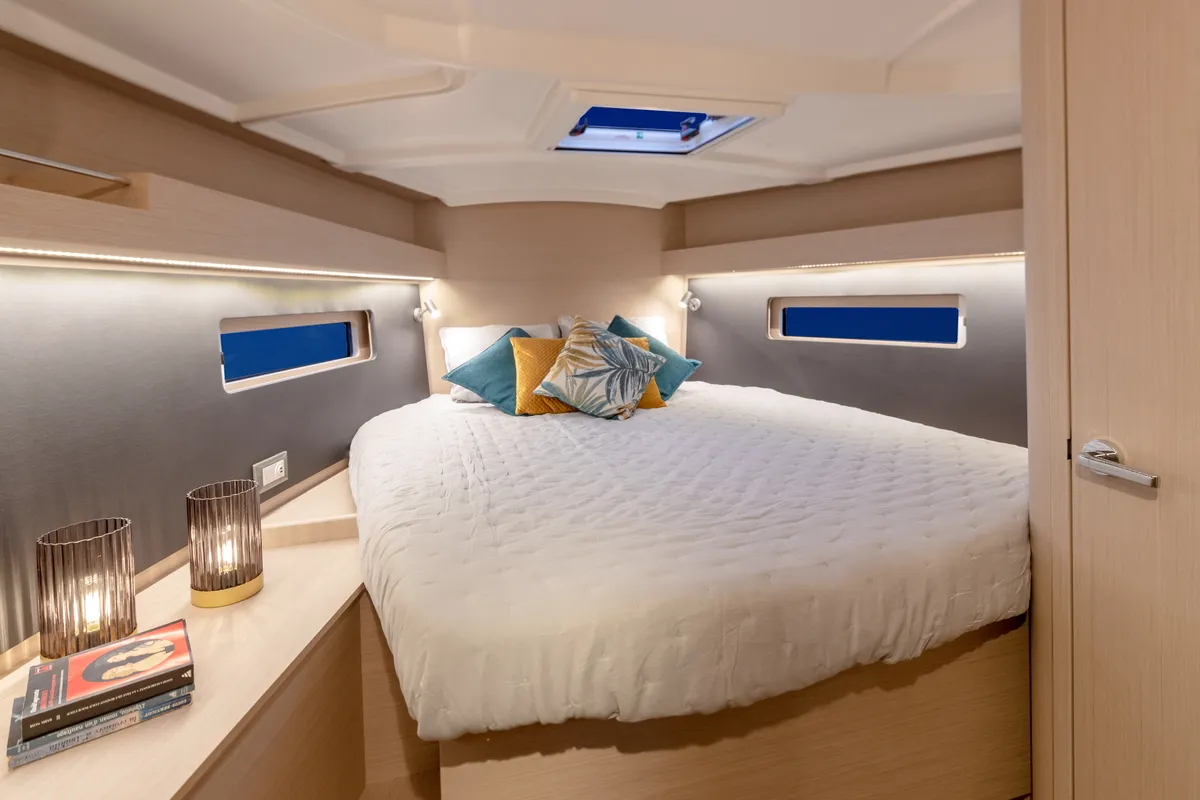 Cabin on Sunsail 42 Classic, a Beneteau Oceanis 40.1 sailboat at Općina Marina, Croatia