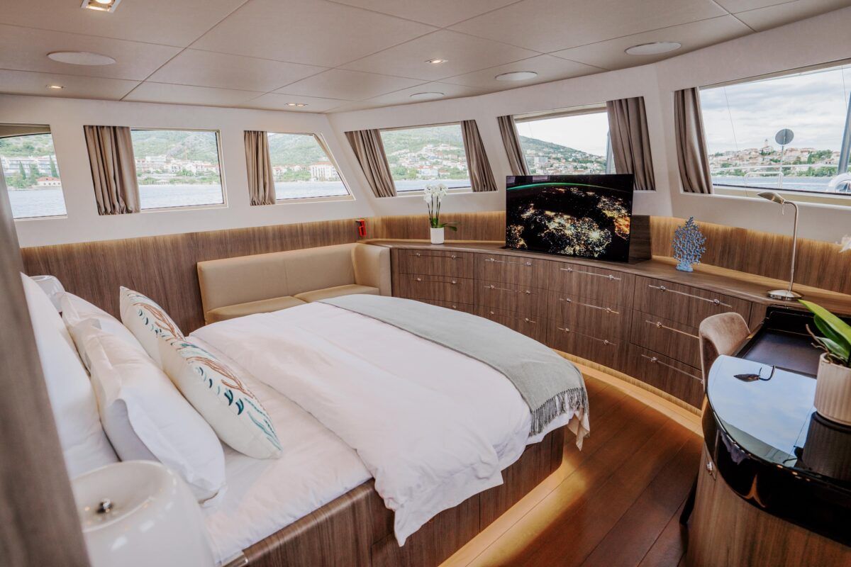 Cabin on Dream, a Cyrus Yachts Cyrus 34 yacht at Grad Šibenik, Croatia