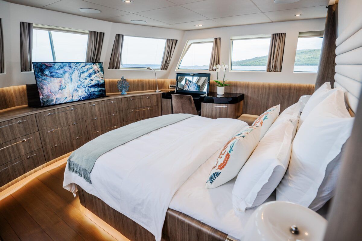 Cabin on Dream, a Cyrus Yachts Cyrus 34 yacht at Grad Šibenik, Croatia