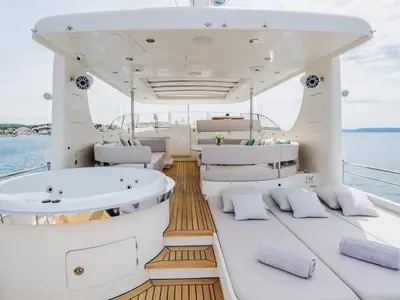 Deck of Dream, a Cyrus Yachts Cyrus 34 yacht at Grad Šibenik, Croatia