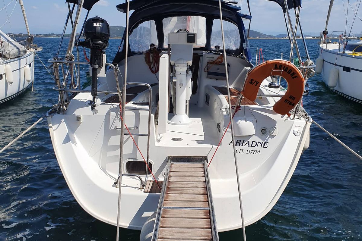Exterior view of Ariadne, a Beneteau Oceanis Clipper 343 sailboat at Preveza, Greece