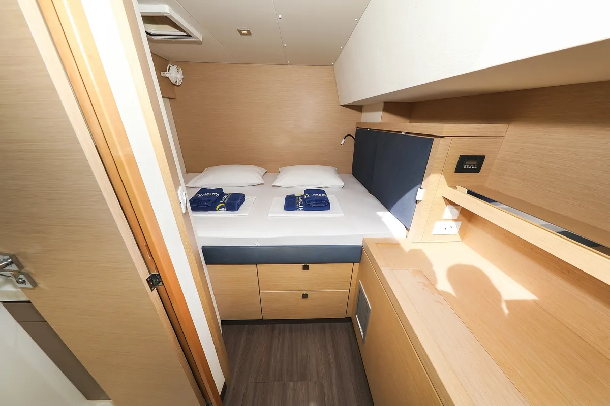 Cabin on Tamara V, a Fountaine Pajot Saona 47 Quintet catamaran at Grad Trogir, Croatia