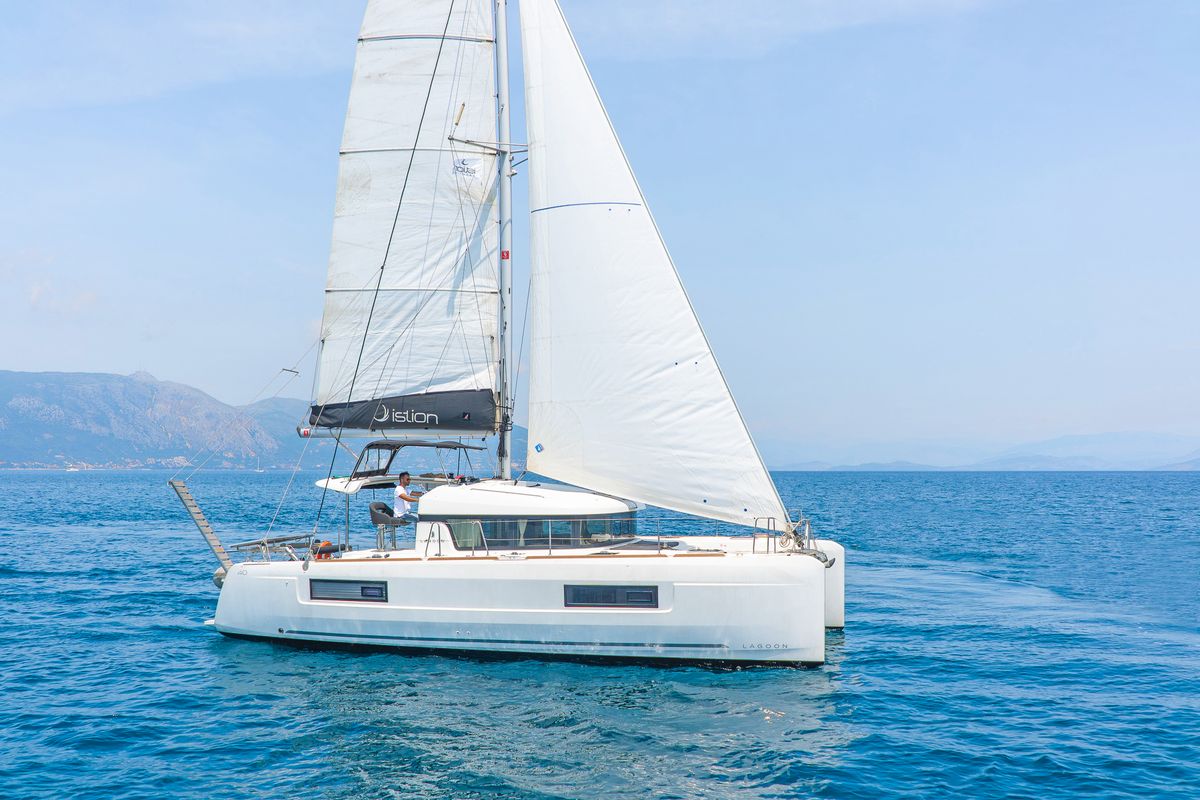 Exterior view of Thalasea, a Lagoon 40 catamaran at Gouvia, Greece