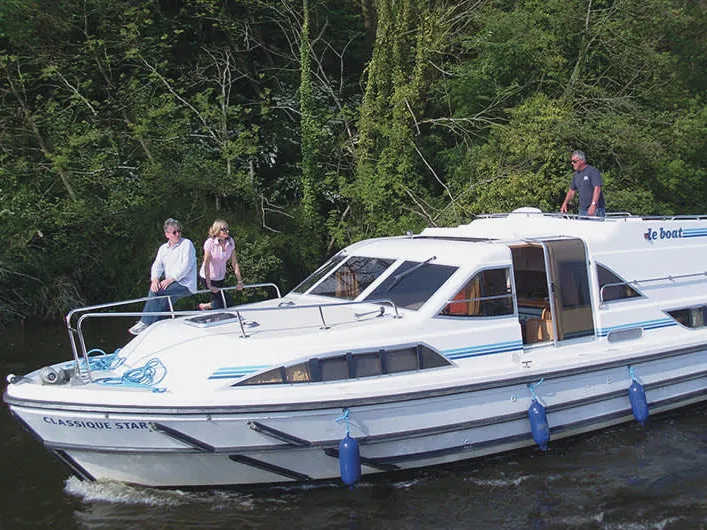 Exterior view of Classique Star - Budget 2, a Cygnet Classique Star motorboat at Vinkeveen, Netherlands