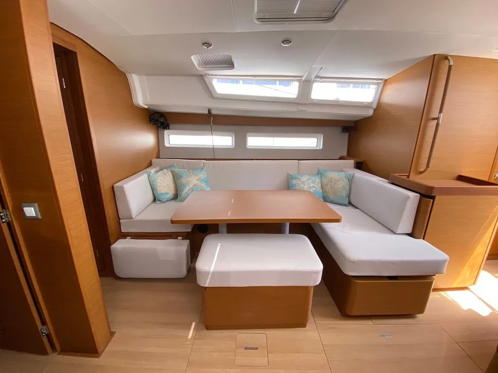 Salon of PERSIK, a Jeanneau Sun Odyssey 490 sailboat at Grad Šibenik, Croatia