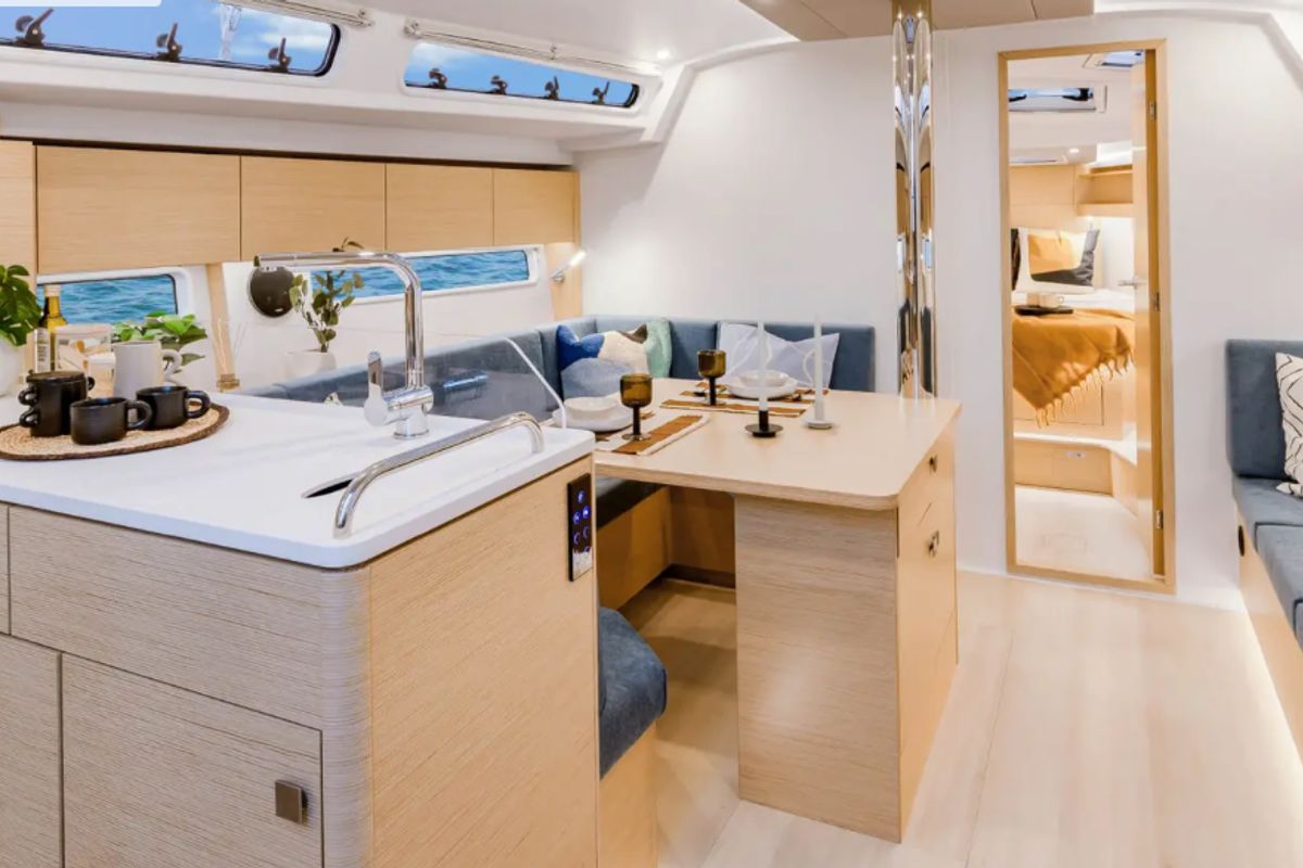 Salon of Capi'10, a Hanse Yachts Hanse 410 sailboat at Marseille, France