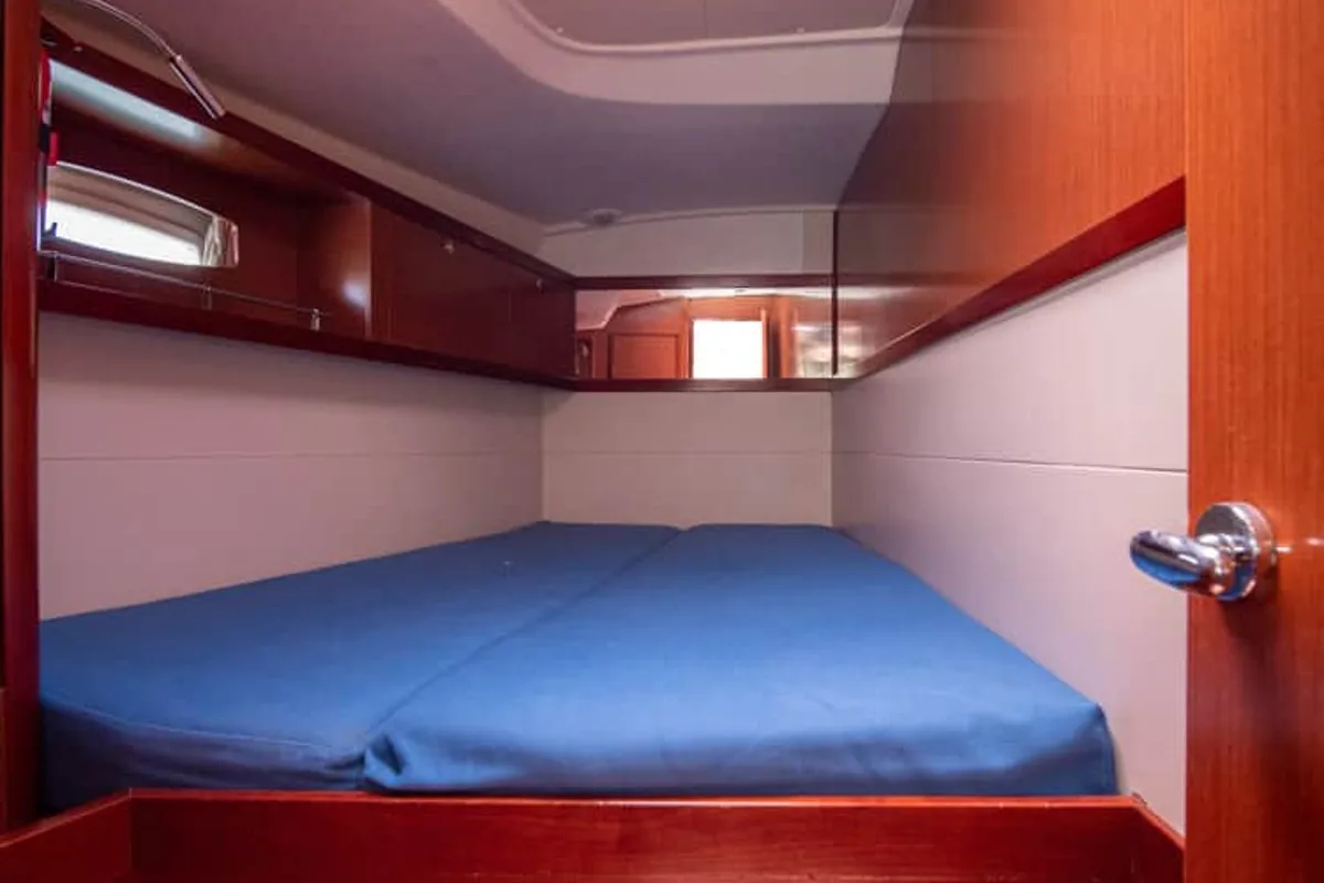 Cabin on Angelina, a Beneteau Oceanis 54 sailboat at Volos Municipality, Greece