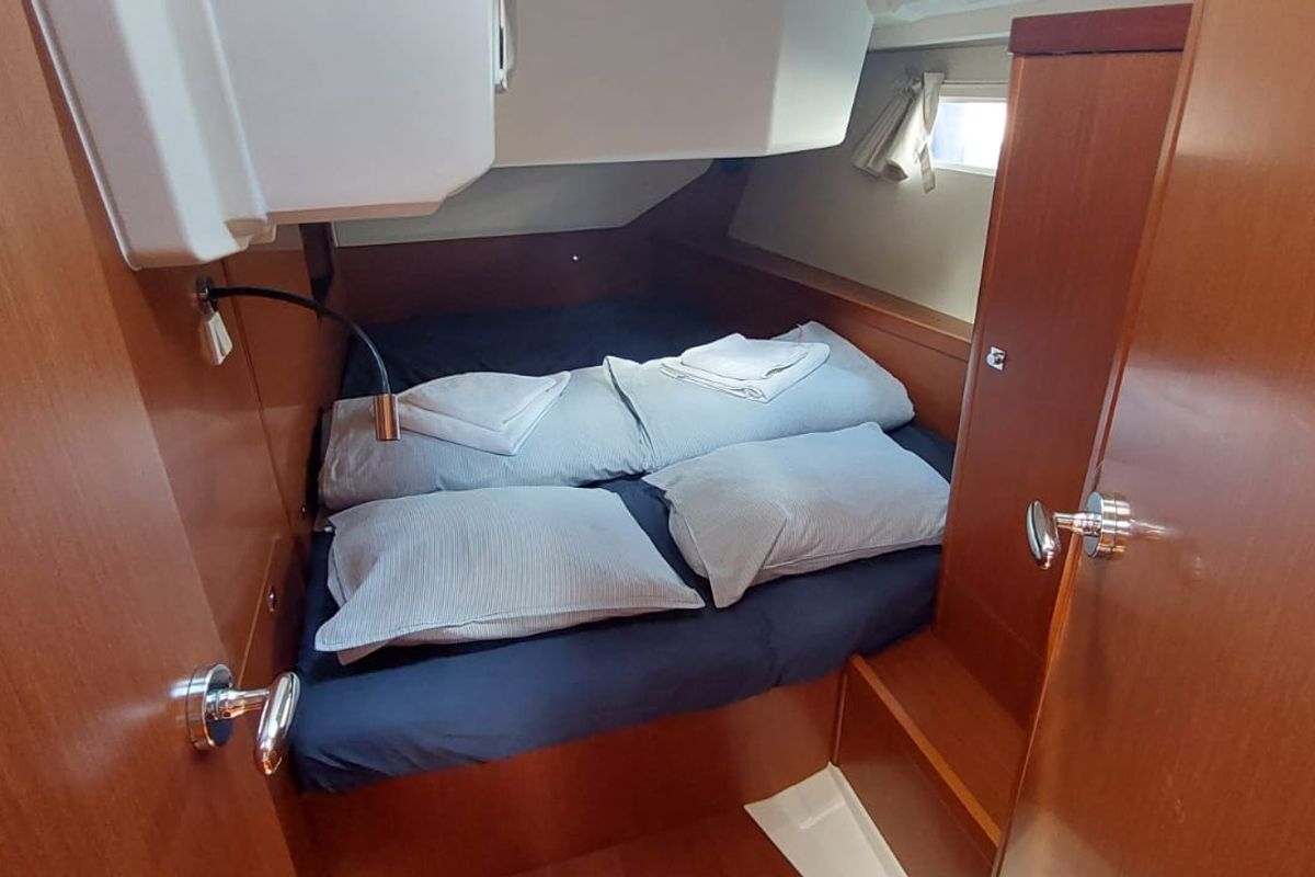 Cabin on Stella, a Beneteau Oceanis 45 sailboat at Herceg Novi, Montenegro